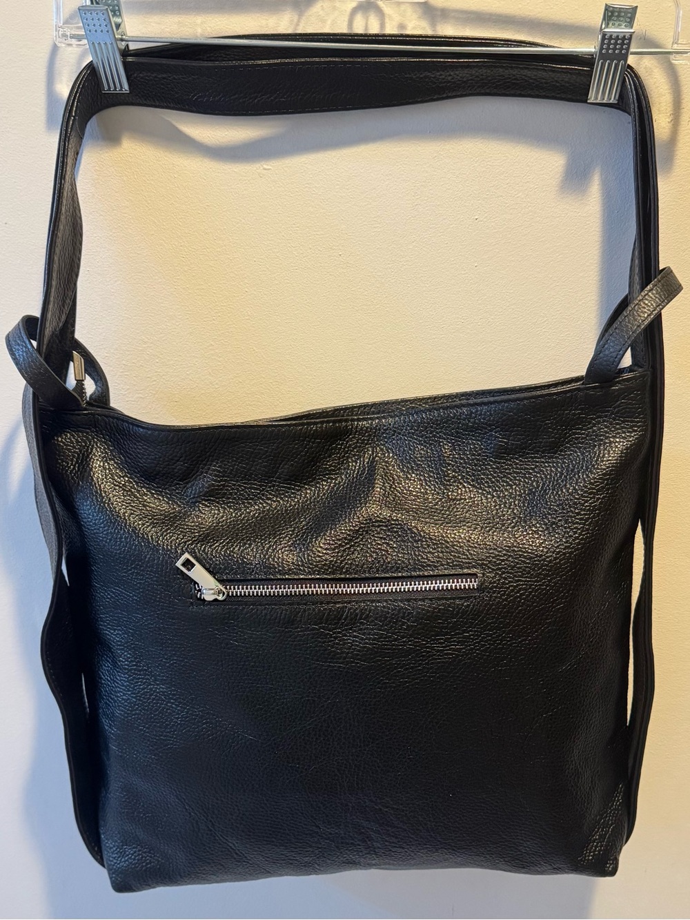 Unbranded Black Leather Shoulder Bag with Front Zip Pocket